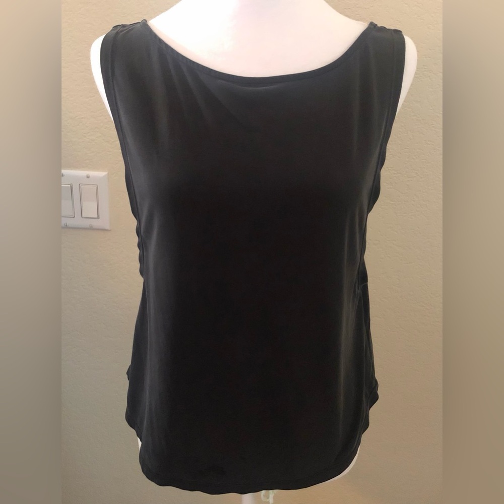 BuffBunny Classic Black Yoga Tank Top with Overlapping Back